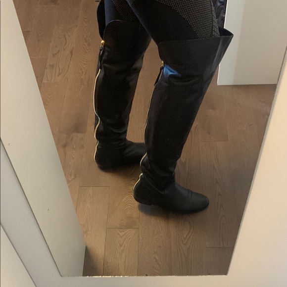 Giuseppe Zanotti Over the Knee Boots - Picture 2 of 13